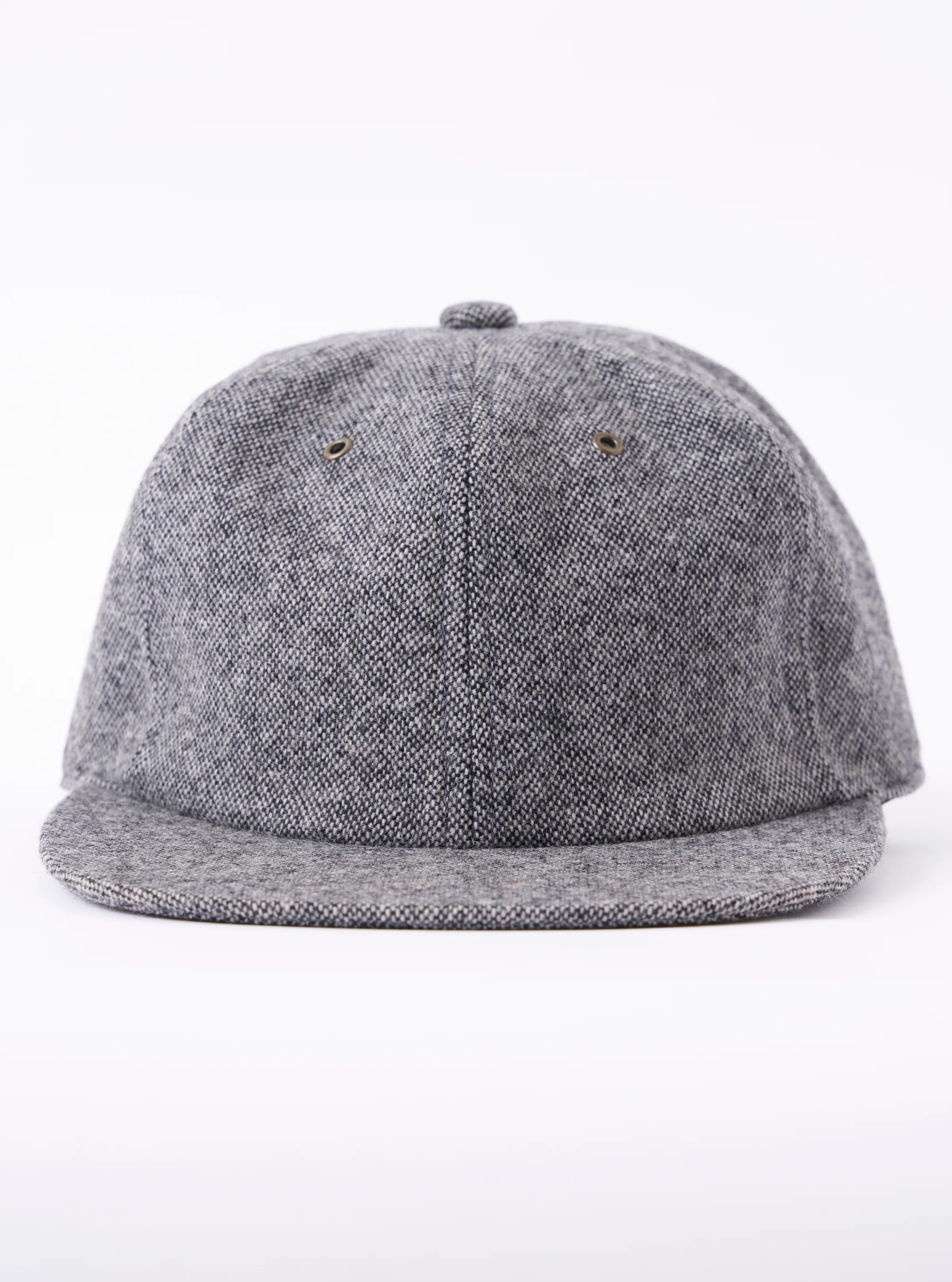 cableami® Black/White Recycled Tweed Cap - Image 3