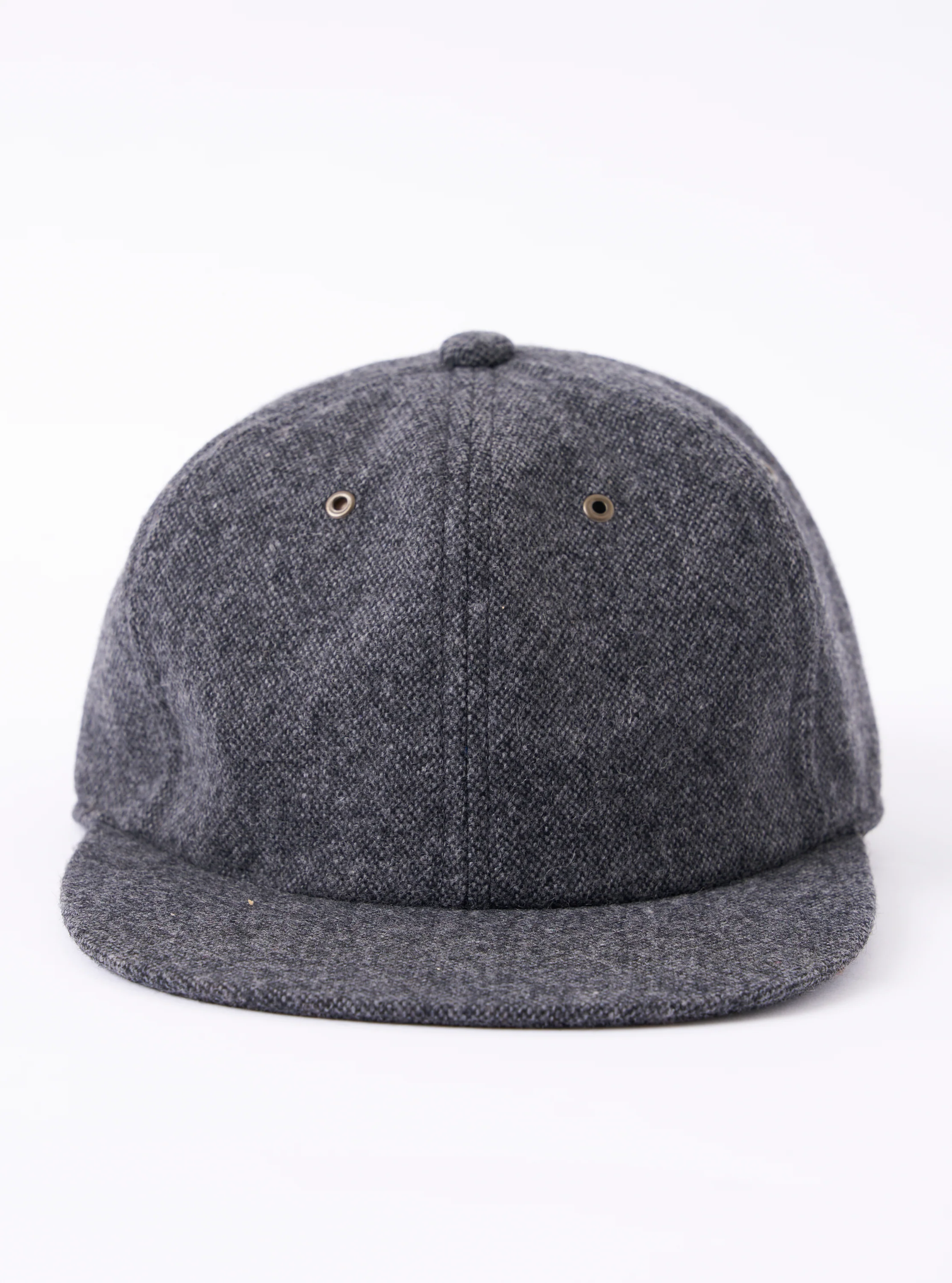 cableami® Grey Recycled Tweed Cap - Image 3